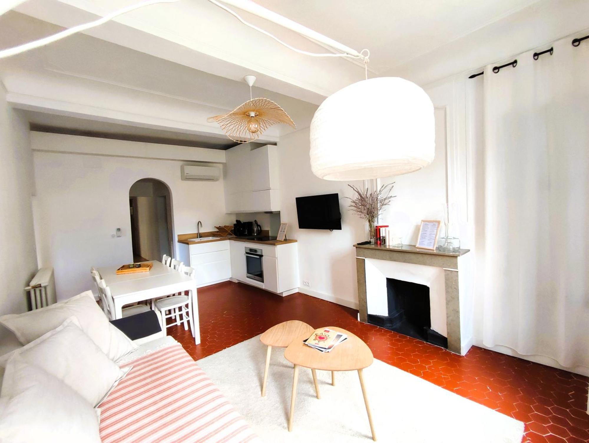Appartement Climatise Parking Gratuit Surveille 아비뇽 외부 사진
