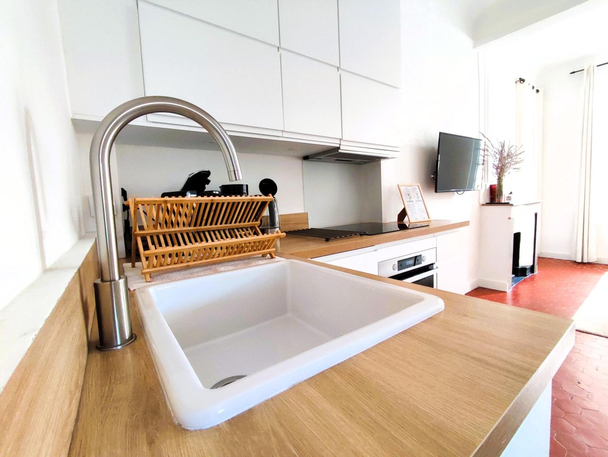 Appartement Climatise Parking Gratuit Surveille 아비뇽 외부 사진