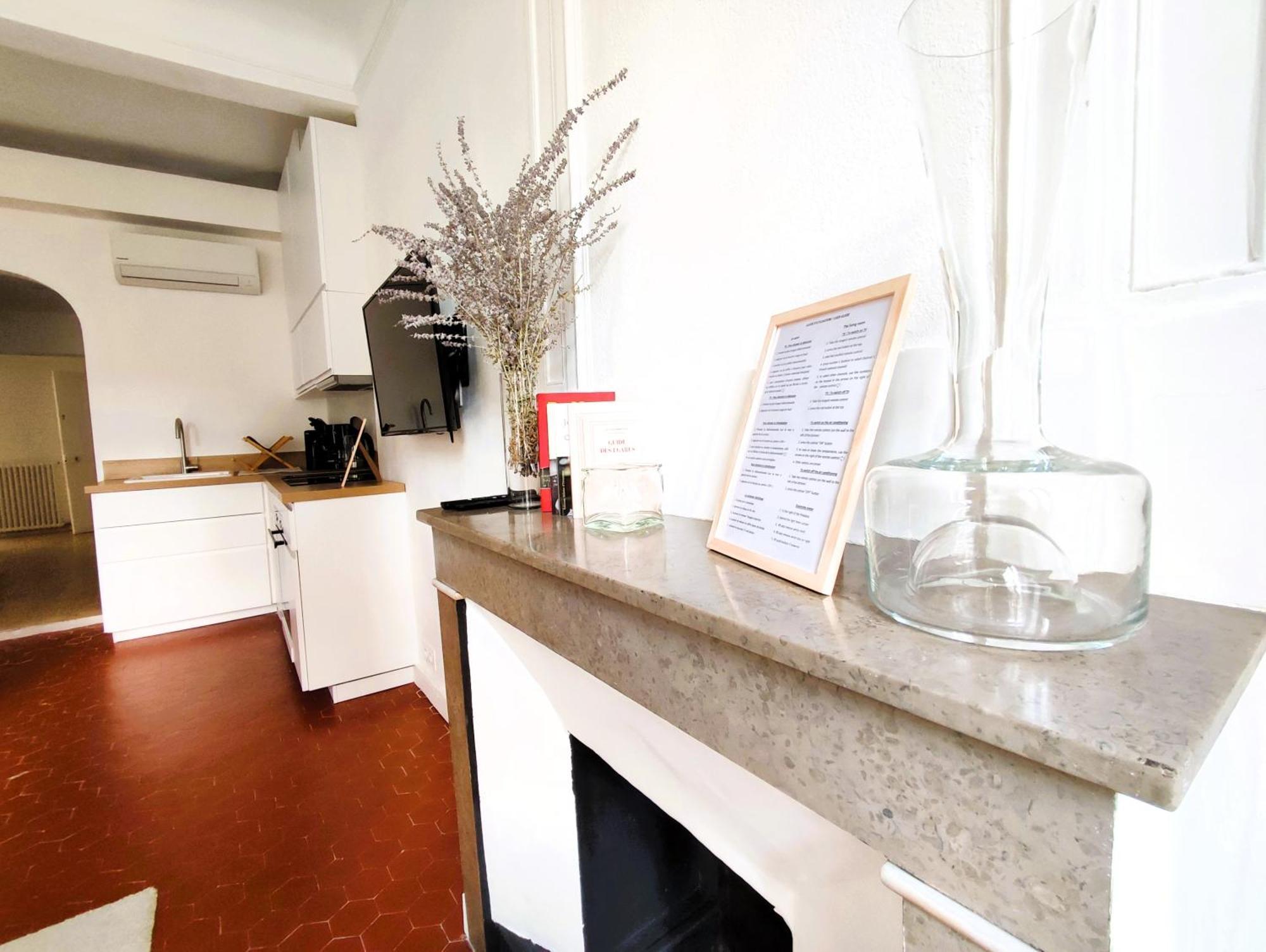 Appartement Climatise Parking Gratuit Surveille 아비뇽 외부 사진