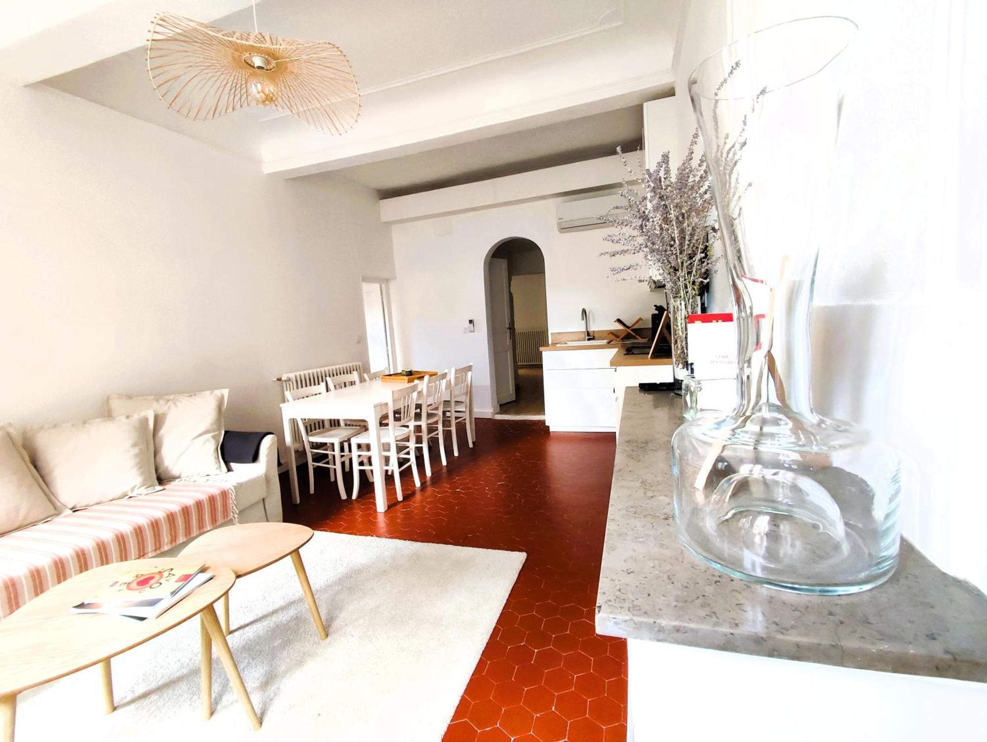 Appartement Climatise Parking Gratuit Surveille 아비뇽 외부 사진